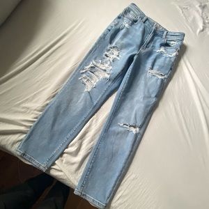 AE X-SHORT STRETCH MOM JEAN